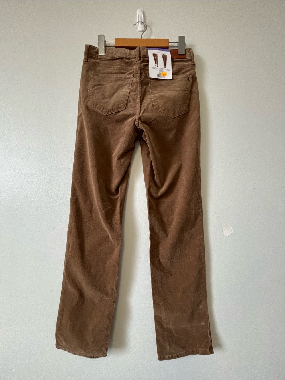 Tommy Hilfiger Straight-Leg Pants in Brown - moving sales - Picture 2 of 4